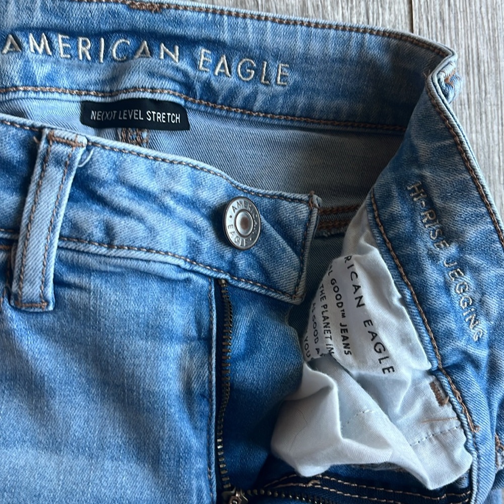 American Eagle Women’s Jeans NEXT LEVEL STRETCH Hi-Rise Jegging Size 4